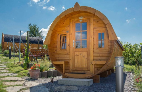 Nordheim Apartment | Doppelzimmer 2 - Müllers Weingut und Weinstube im Auerberg