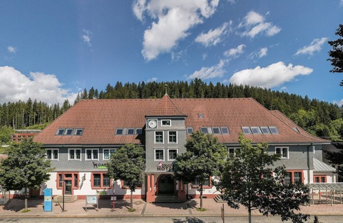 Titisee-Neustadt Apartment | Doppelzimmer M mit Dusche und WC