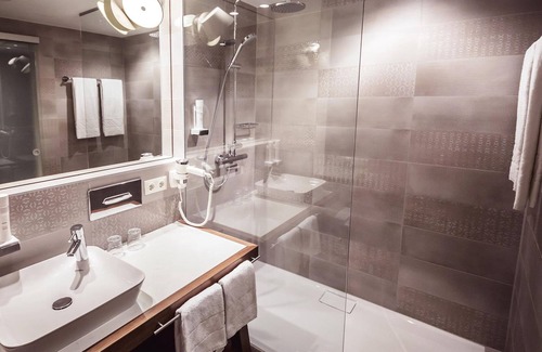 Loipersdorf bei Fuerstenfeld House | Doppelzimmer Premium Deluxe - ab 2 Nächten - Das Sonnreich Loipersdorf