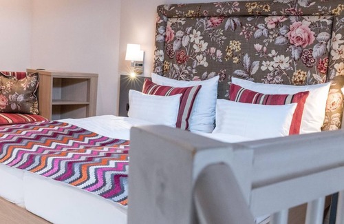 Seeboden House | Doppelzimmer Style Deluxe Südblick Frühstück - Hotel Moserhof