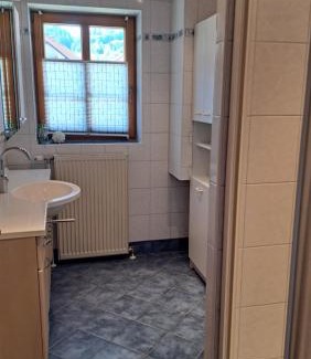 Schwarzenbach an der Golsen Hotel | Dorfgasthof und Frühstückspension Tiefenbacher