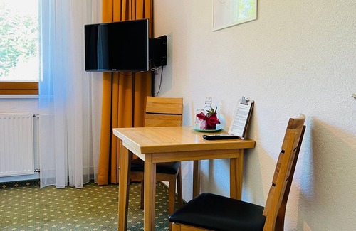 Gutenstein Bed & Breakfast | Dorfpension Mariahilfberg