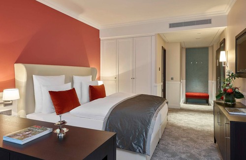 Oberursel Hotel | Dorint Hotel Frankfurt/Oberursel