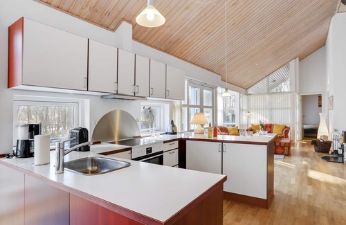 Hasle House | "Dorit" - 600m from the sea by Interhome