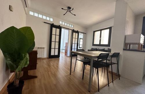 Zaragoza Old Town Apartment | Dos Torres Hobbiton- En el Corazón del Casco Histórico