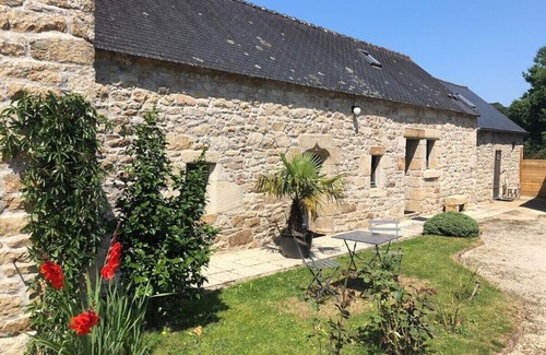 Pouldergat House | DOUARNENEZ bay all inclusive 4 people jacuzzi and sauna