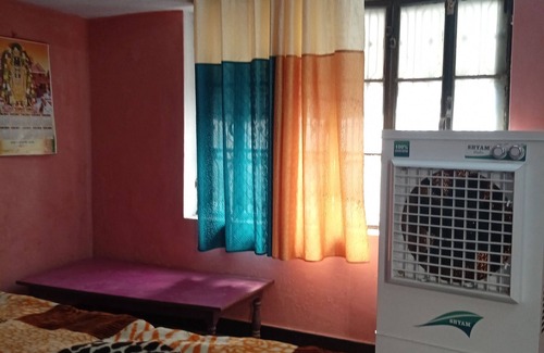 Faizabad House | Double bed Room 1