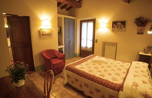 Radicofani Other | Double bedroom with private bathroom, private access, garden and swimming pool