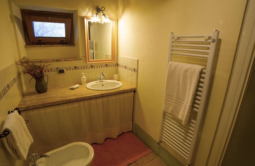 Radicofani Other | Double bedroom with private bathroom, private access, garden and swimming pool