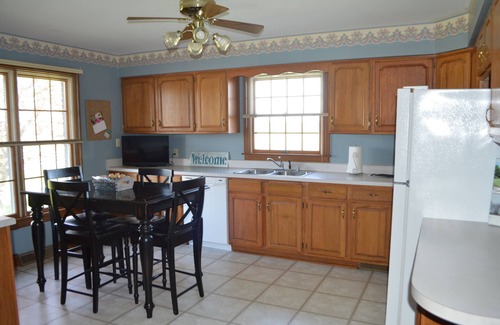 Oakland House | Double D acres near Mammoth Cave and Bowling Green