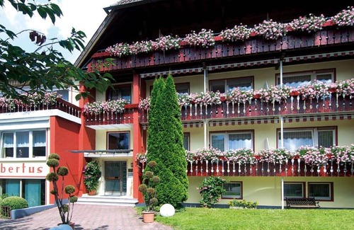 Bad Peterstal-Griesbach Apartment | Double room with shower and WC