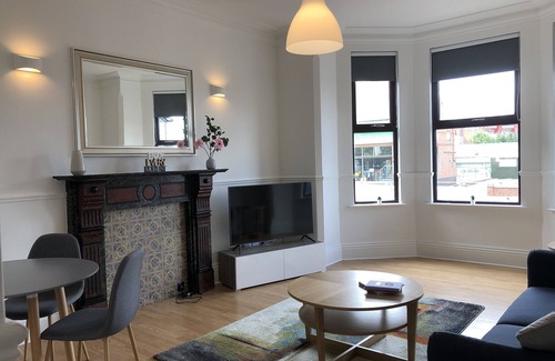 West Bridgford Apartment | Double En-Suite Room with Free Parking and Wi-Fi