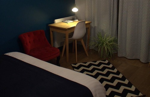 Saint-Cyr-au-Mont-d'Or House | Double room-Comfort-Private Bathroom-Terrace