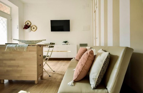 Marano di Napoli Apartment | [Double Free Parking] Anna Verrà Cottage