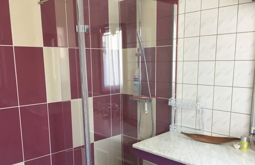 Lagorce Apartment | Double GUEST ROOM (4 pers) in the countryside near Saint Emilion