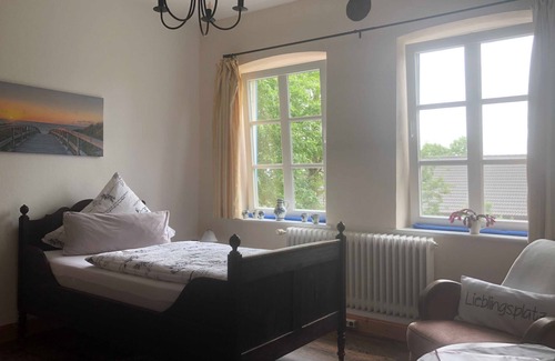 Langenhorn Bed & Breakfast | Double room 1 night 2 beds - Pension - Hotel (garni) ALTES PASTORAT