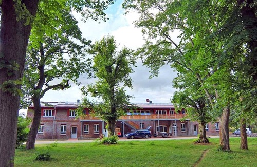 Schwerin Apartment | Double Room 2 - Blue - Holiday on the organic farm