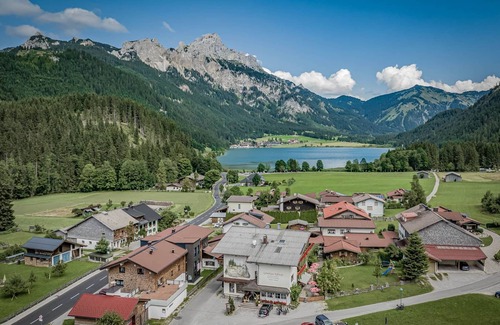 Haldensee Apartment | Double room 3 - Guesthouse Elfriede