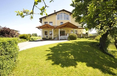 Drobollach am Faakersee House | Double room balcony - Biohof Naturzeit Faaker See