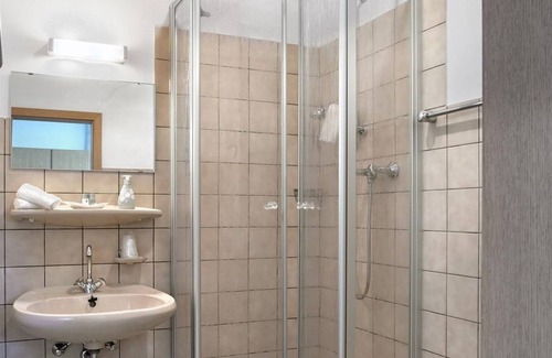Brodenbach Bed & Breakfast | Double room, balcony, TV - Pension Haus am Walde