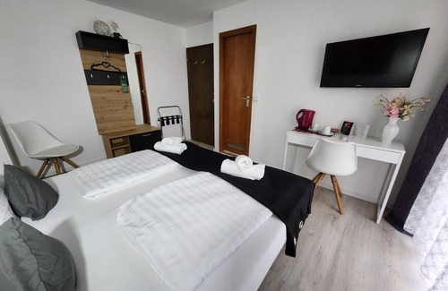 Rastatt Hotel | Double room-Economy-Private Bathroom