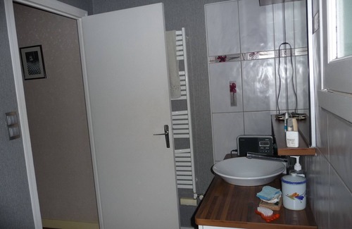 Ruelle-sur-Touvre House | Double room for the comic book festival