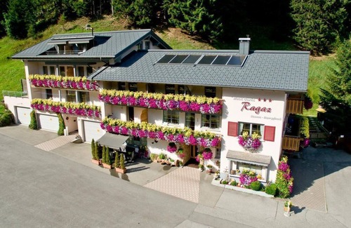Damuels Apartment | Double room - Hotel Garni Ragaz