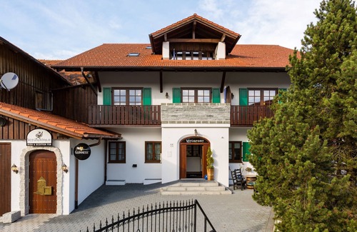 Hopfen am See Apartment | Double room "Loch Ness" in the Vitusfort house
