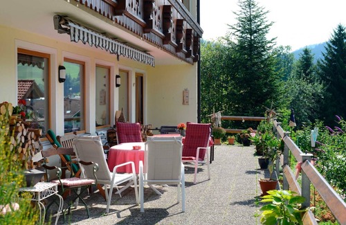 Jungholz House | Double room/overnight stay with south-facing balcony 1 - Landhaus Windrose