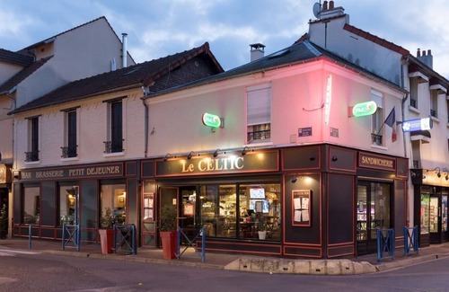 Le Thillay Hotel | Double room-Premium-Ensuite with Bath