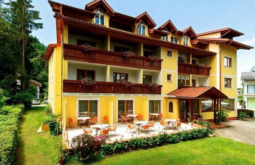 Sankt Kanzian am Klopeiner See Bed & Breakfast | Double room south/west side - Strandpension Waldperle