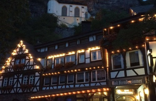 Idar-Oberstein House | Double room suite bath/WC - Hotel Schloßschenke