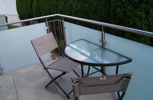 Obersulm Apartment | Double room summer - Winzerhof am Schlierbach