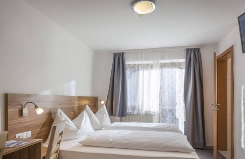 Soell Cottage | Double room with balcony - B&B Sport Mayr