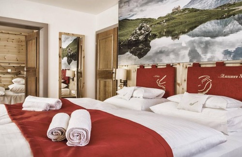 Mauterndorf Bed & Breakfast | Double room with shower, WC with balcony - 1. Zirben-Pension Lüftenegger