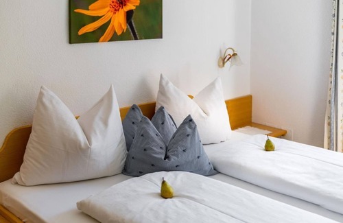 Weissenbach Other | Double room with shower, WC (long-term rate) - Linharterhof - Urlaub am Bauernhof