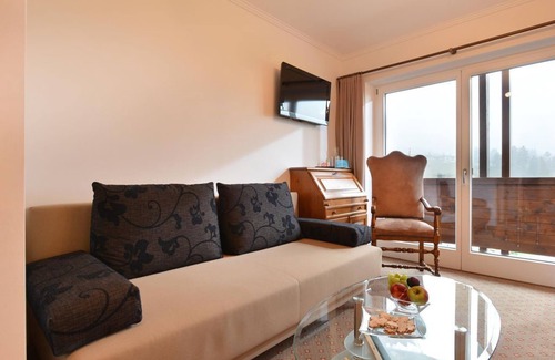 Ellmau Cottage | Double room with shower and WC with balcony - Café-Restaurant-Pension Bettina