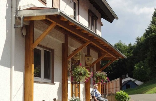 Beerfelden Cottage | Double room without balcony 01 - Gasthaus Zum Pälterwald