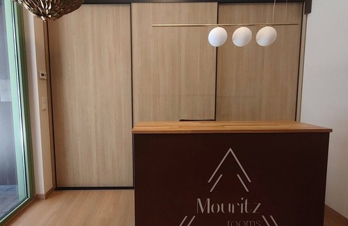 Maceira Apartment | Double Rooms, Mouritz Rooms guesthouse in Negreira