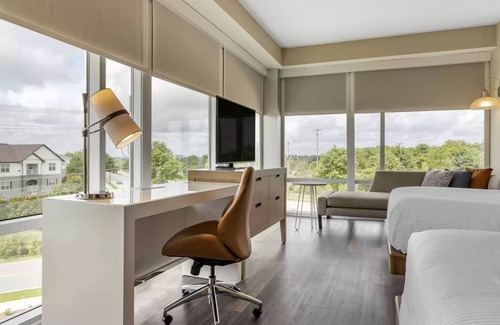 Conestee Hotel | DoubleTree by Hilton Greenville Woodruff Road