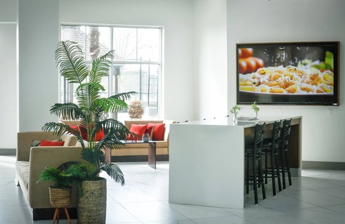 Hattiesburg Hotel | Doubletree by Hilton Hattiesburg, MS