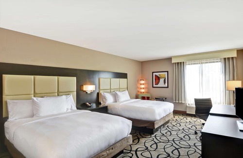 Hattiesburg Hotel | Doubletree by Hilton Hattiesburg, MS