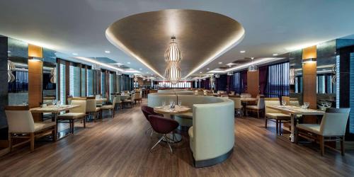 Zeytinburnu Hotel | Doubletree By Hilton Istanbul Topkapi