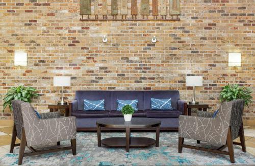 Jackson Hotel | DoubleTree by Hilton Jackson