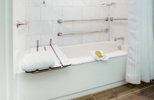 Jamestown Hotel | DoubleTree by Hilton Jamestown