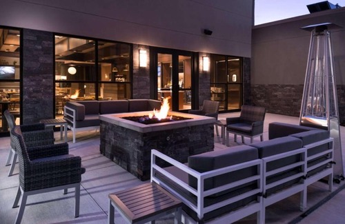 Lafayette Hotel | Doubletree By Hilton Lafayette East