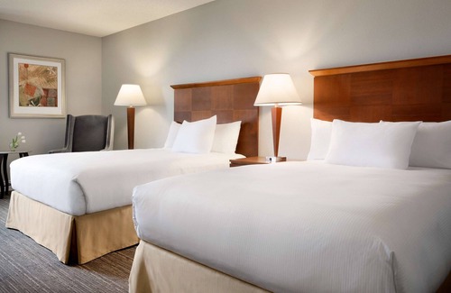 St. Louis Park Hotel | DoubleTree by Hilton Minneapolis - Park Place