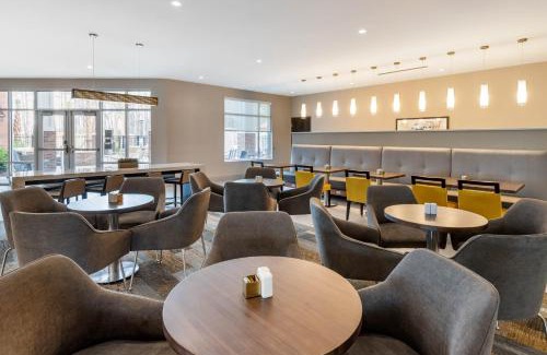 Summerville Hotel | DoubleTree by Hilton Summerville Nexton