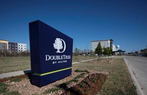 Sulphur Hotel | Doubletree Sulphur Lake Charles