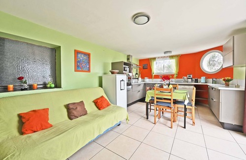Les Ollieres-sur-Eyrieux Apartment | Douceur Di'vignes - Appt avec piscine